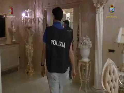 Dolore nella parte destra di restituire Frattura 6 vertebre della colonna cervicale