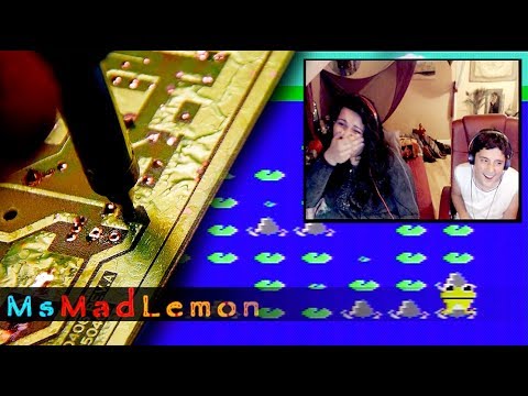 C64 - New Breadbin, Recapping & The Frogs test ;o)