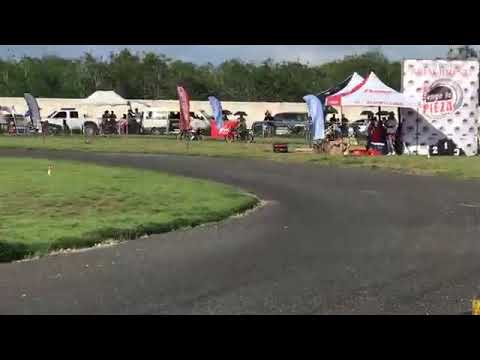 Categoría ax 100cc novato en la 6ta carrera del circuito dc moto racing