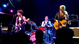 Those Darlins: Screws Get Loose