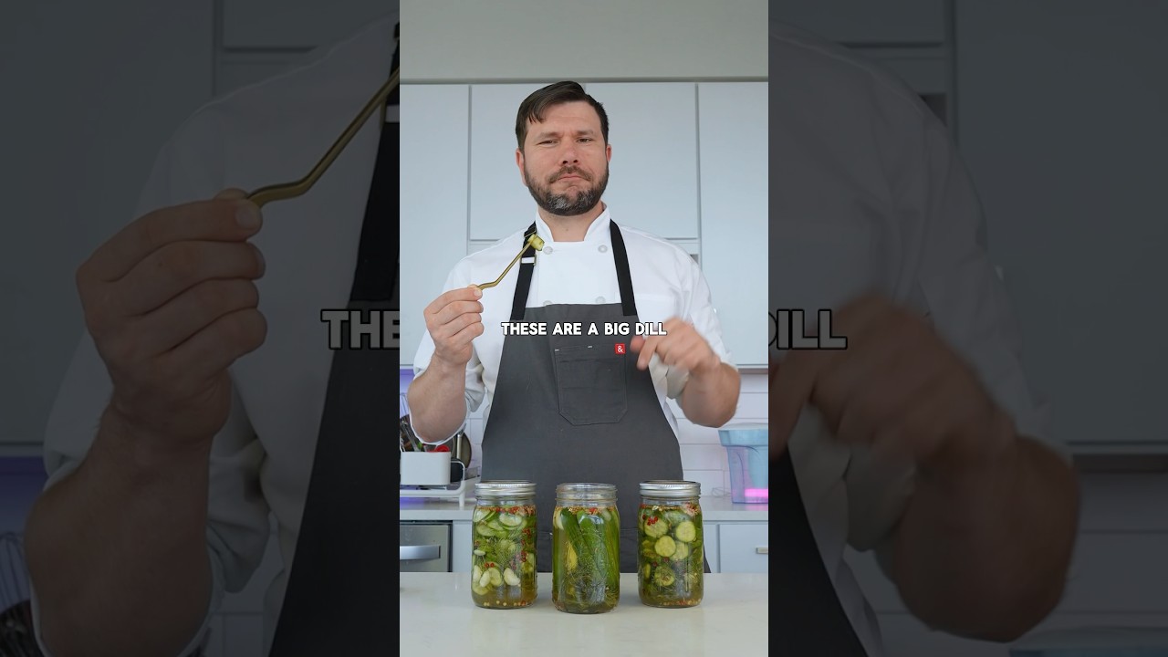 Dill Pickles with Champagne Vinegar 🥒🥂