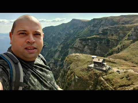 Traseu montan la Crucea Eroilor si Brana Caraimanului