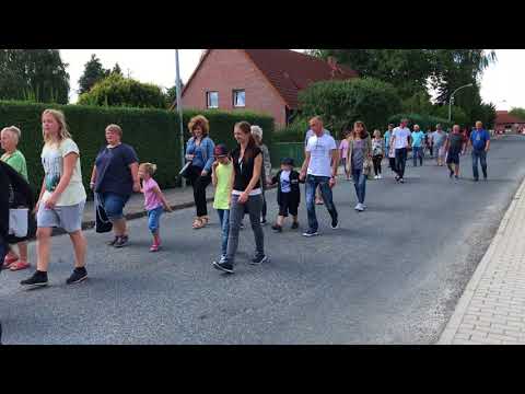 Wasserturmfest Neverin 11.08.2018 - Malchiner Schalmeien - Teil 2