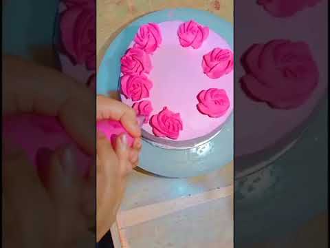 Stawberry Cake Ideas #cakedecorating #cakeshorts #shorts #shortsvideo #viral #trending