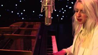 White Hinterland performs BABY live