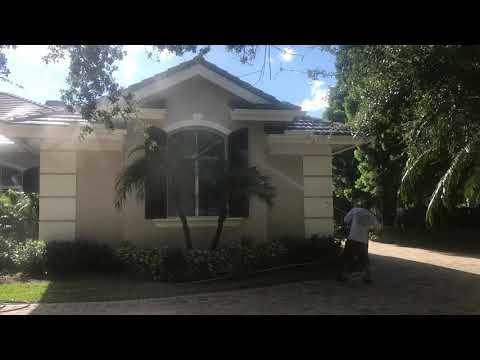 Pressure Cleaning & Roof Cleaning Service Palm Beach...