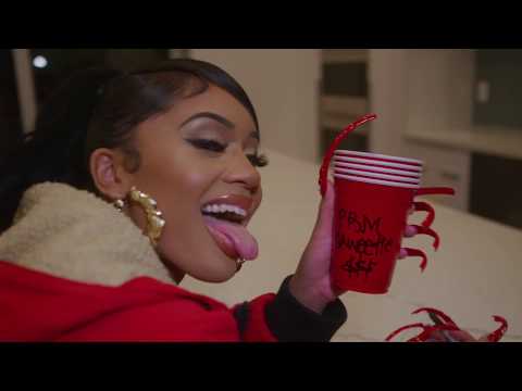 Video Pretty Bitch Freestyle de Saweetie