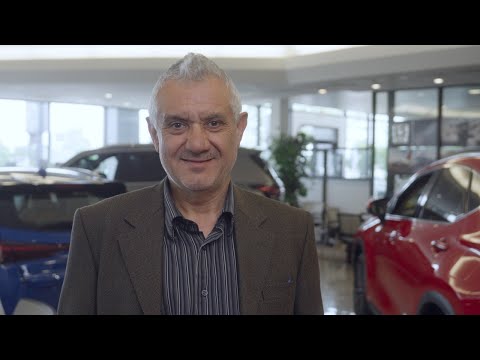 Sales & Leasing Consultant Kevin Mokhtarezadeh