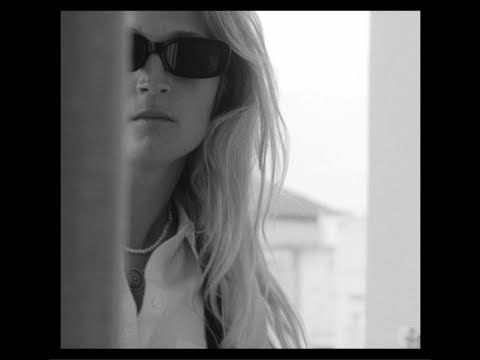 Lucila Ruiu - Changing