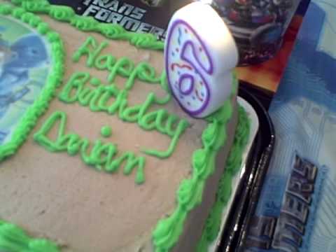 Darian 2010 Birthday Cake.AVI