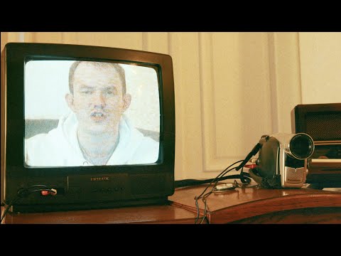 Moli ft. White 2115 - Mr. Deeds