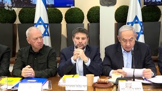 הממשלה אישרה את תכנית המילואים של רה"מ נתניהו, שר האוצר סמוטריץ' ושר הביטחון גלנט בסך 9 מיליארד ש"ח (עדכוני משרד ראש הממשלה) - התמונה מוצגת ישירות מתוך אתר האינטרנט יוטיוב. זכויות היוצרים בתמונה שייכות ליוצרה. קישור קרדיט למקור התוכן נמצא בתוך דף הסרטון