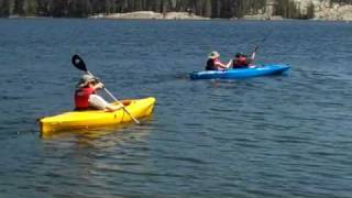 preview picture of video 'Stephen, Sheri and Kristian, Kayaking on Lake Alpine'