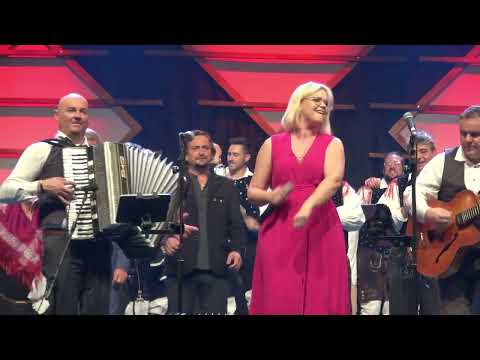 Ans. Petka in nastopajoči na koncertu OPOJEN VEČER 2023 - Venček narodno zabavnih uspešnic (v živo)