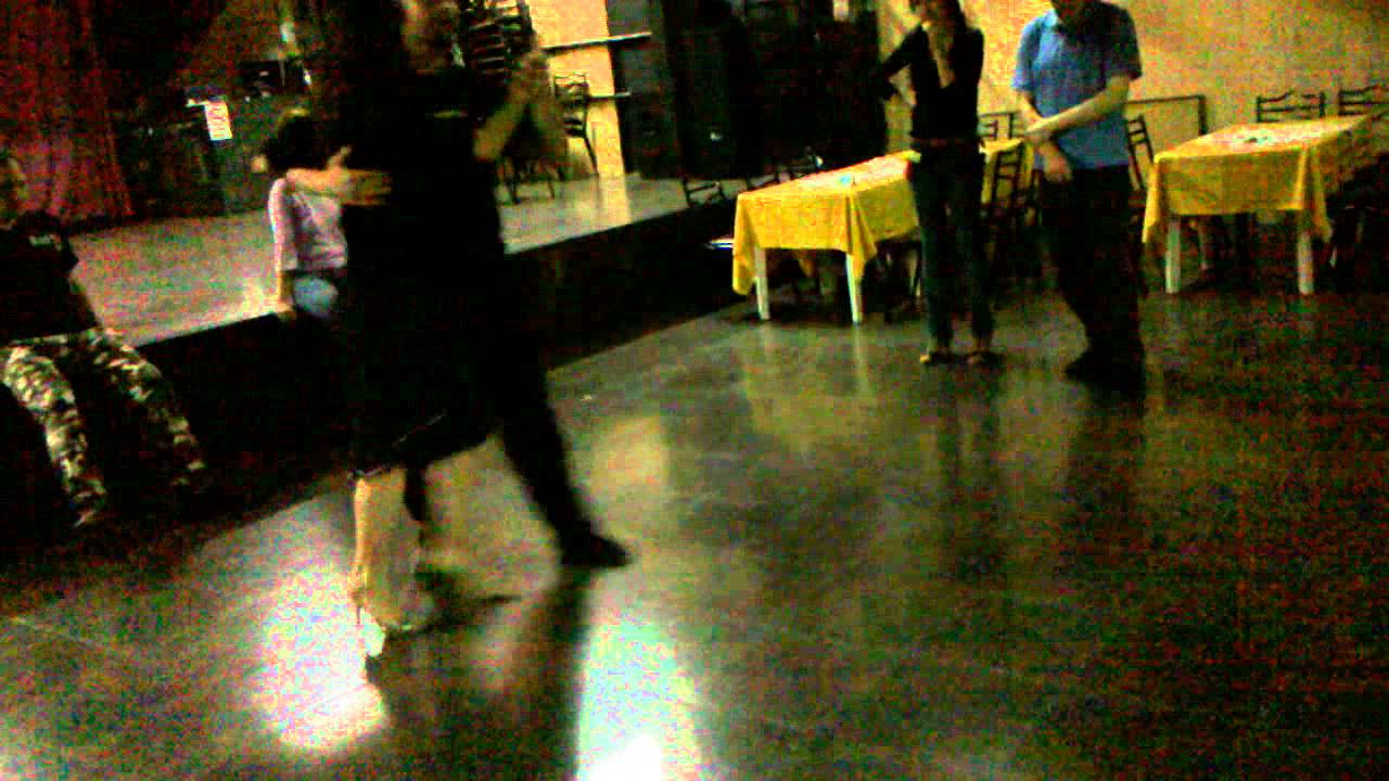 Daniela Roig y Hernán Prieto, Clase de tango en La Viruta (07-09-2011)