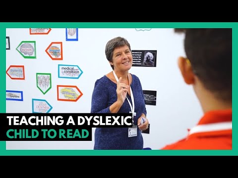 How to Teach a Dyslexic Child to Read (3 Tips)