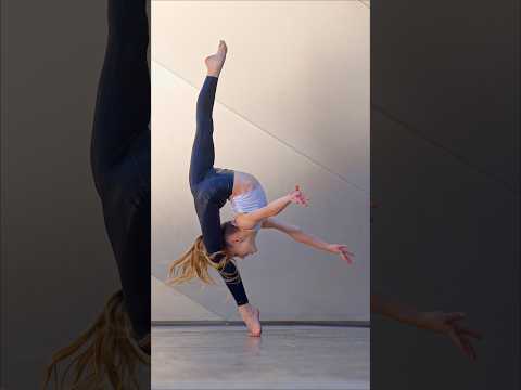 Amazing rhythmic gymnasts Miia