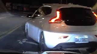 兩個字：活該（檢舉成功）