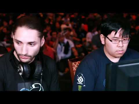EVO 2012 UMVC3 Top 8 - Justin Wong vs ChrisG
