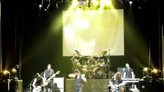 queensryche live hundred mile away 2009