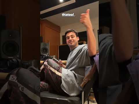 Tiago PZK hablando con acento español