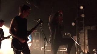 Beartooth - Ignorance Is Bliss (Live, London 215)