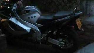 YAMAHA YZF1000 THUNDERACE YAMAHA YZF1000 THUNDERACE