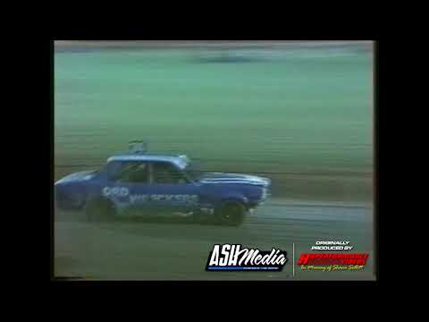 Street Sedans Div 2: A-Main - Kingaroy Speedway - 14.06.2003