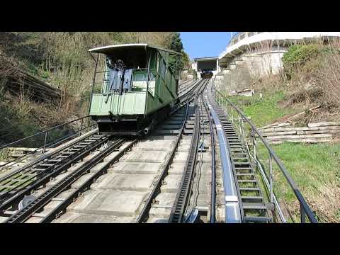 Standseilbahn 1700.01 Fribourg Neuveville - St. Pierre - Bergfahrt 2020 - funicular