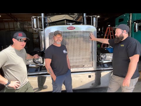 I29  Custom Truck Parts stopped by with some sweet fenders for @Gentryandsons