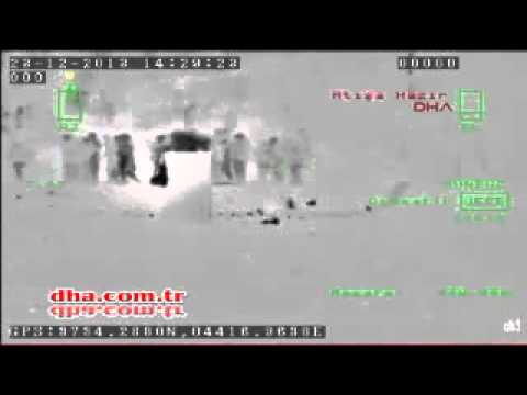 Polise atmak istedikleri bomba ellerinde patladı.