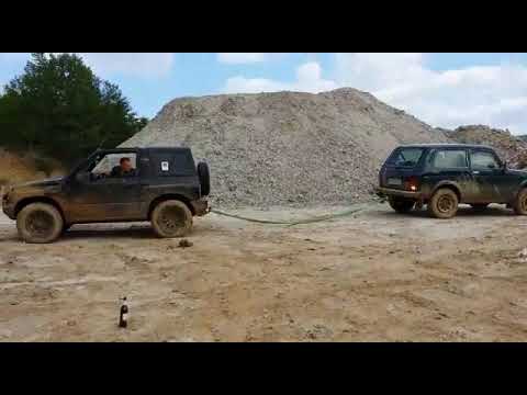 LADA Niva VS SUZUKI VITARA ?