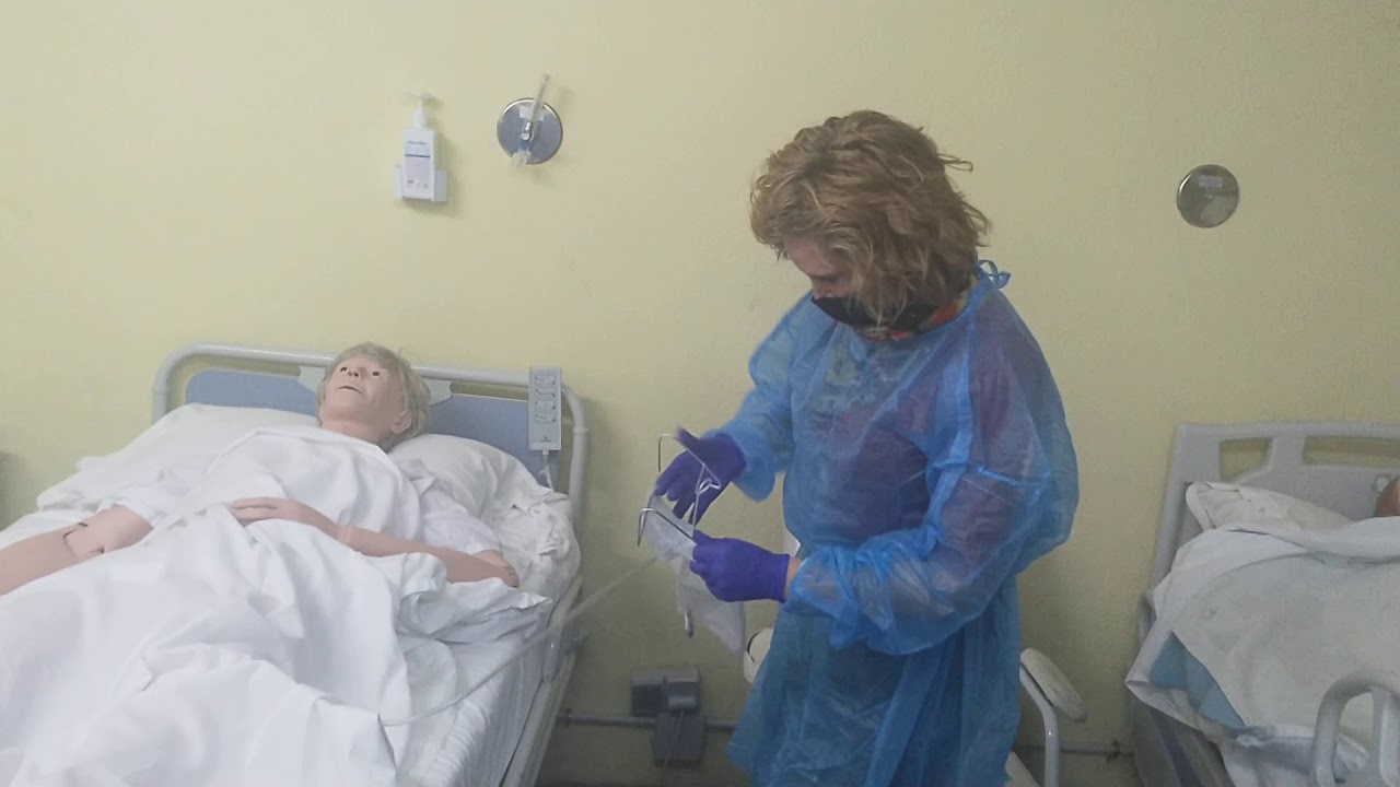 Urocolector externo masculino: autoadhesivo y con banda biadhesiva.