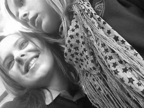 Kellii-kolaa ,,, eee Lil Kazz .x  Amo-te