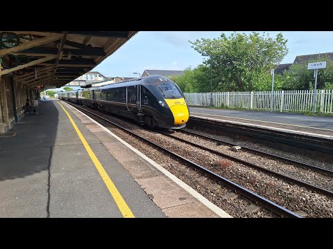 epic tones at Llanelli with lots TfW 153s,150s,158841,175s,Northern 150270, GWR 800029,800033, 60040