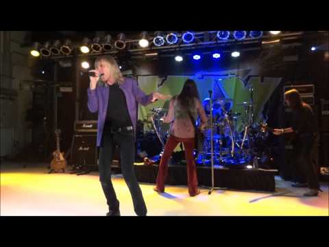 KIX Performs 