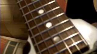 A video of the toggle switch on the rhoads model guitar lie the first guittar,the concorde