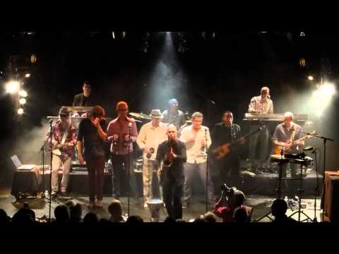 MJC l'escale à Aubagne - Orchestre National de Barbès - Salam aleikoum (live)