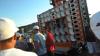 preview picture of video 'Destroyer Sound Car - Ervália'
