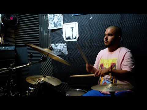 La Milagrosa - "Nos quisieron engañar" (Live en Deskabezado Studio, NY, USA)