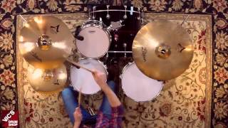 Video thumbnail for Zildjian A Custom 18" Fast Crash Cymbal by VicsDrumShop