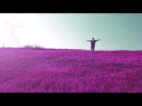 T R I P L A - V É G T E L E N ( O F F I C I A L  V I D E O )