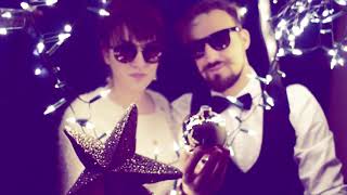 Mika &amp; Mike - Snow is falling (and I&#39;m falling in love)