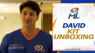 Tim David unboxes his MI kit | Mumbai Indians