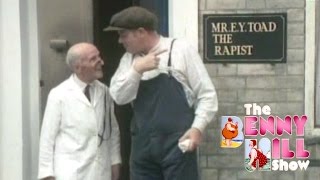 Benny Hill – Bill Poster ‘Closing Chase’ (1976) gameplay video by MoJB26, 2:22 duration