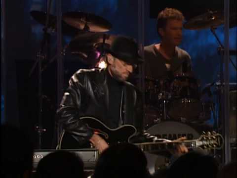 Bee Gees (2/16) - She keeps on coming