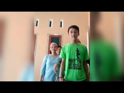 download lagu mp3 mp4 Lagu Tik Tok Blender, download lagu Lagu Tik Tok Blender gratis, unduh video klip Lagu Tik Tok Blender