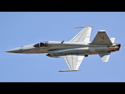 F-5E takeoff in action