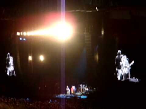 Eddie Vedder, Neil Finn, Liam Finn perform Chris Knox's 'Not Given Lightly'.