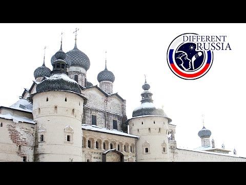 Russia Travel Guide:  Rostov Kremlin vs Other Russian Fortresses // Different Russia